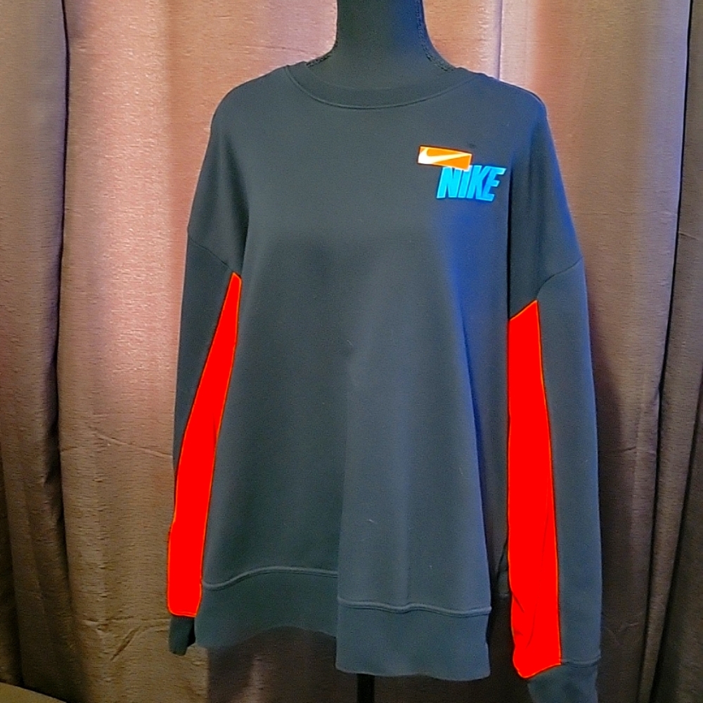 Nike Sweatshirt